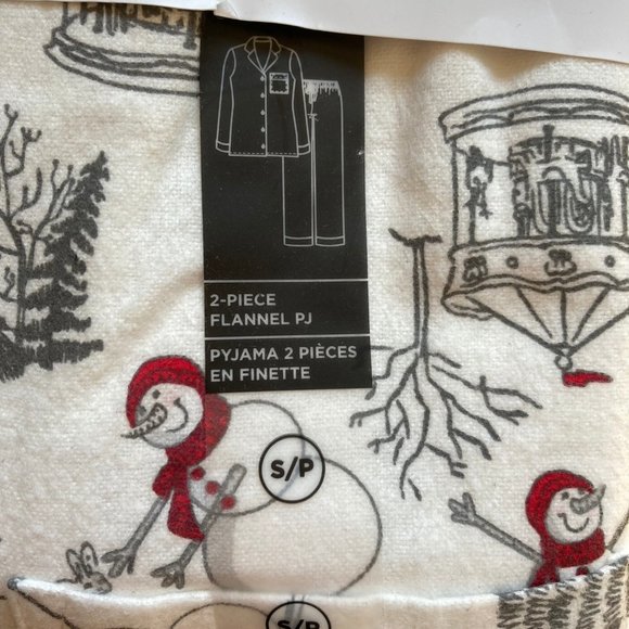 La Vie en Rose Flannel Pajama Set - Picture 3 of 3
